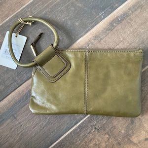 NWT Hobo Sable Clutch/Wristlet in Moss
